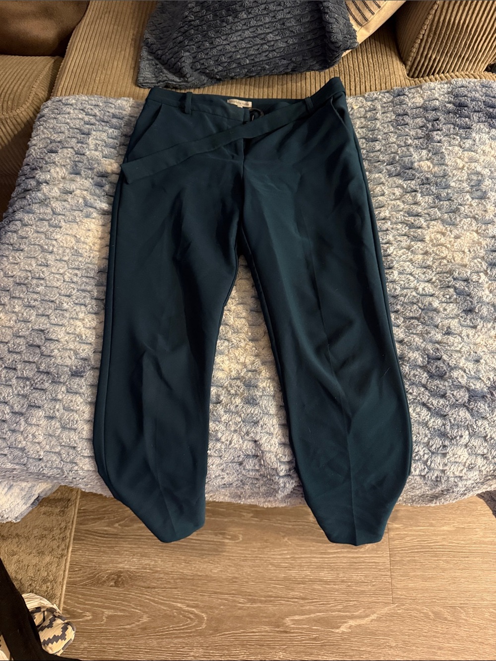 Charlotte Russe Teal Cropped Ankle Pants